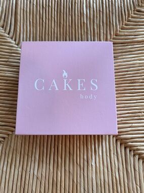 CAKES Body Pink Gift Box - Women's Accessory Packaging